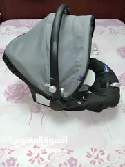  4 شيكو Chicco car seat