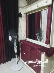  13 غرفة نوم خشب لاتية 18 تفصيل ومنجدة جلد خمري وبيج تقيل كاملة خشب لاتية وتخت بكس كامل لاتية 18