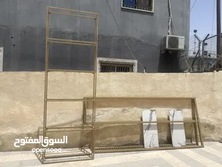  3 سده مع رفوف