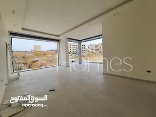  3 شقة طابق اول للبيع في حي الصحابة بمساحة بناء 190م