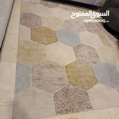  2 سجادتين تركي من صيدا قياس مترين بثلاث و 160×230سم للبيع و الثنتين نفس الرسمة