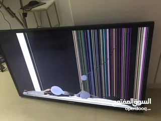  8 ‏تلفزيون ‏مكسورة الشاشة