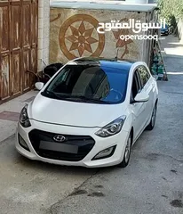  4 هونداي  i30 2012