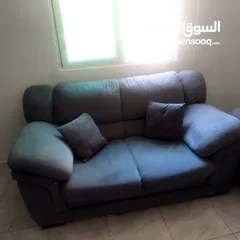  3 طقمين كنب للبيع بحاله جيده  سعر الطقمين 120دينار