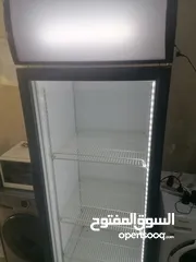  2 ثلاجة باب زجاج بحالة الوكالة للبيع