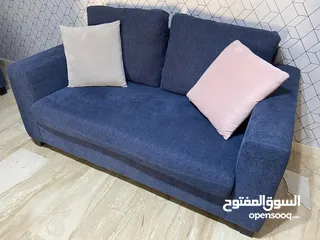  7 للبيع تقم كورنر مميز المقاس: 2.80 × 2.00 متر + قطعة جانبية 1.60 متر  المواصفات:  مصنوع من أجود أنواع