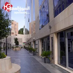  1 عياده للايجار بمساحة 108 متر مع منطر  جميل