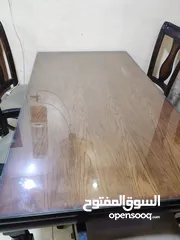  5 طاولة سفر خشب زان بحالة ممتازة