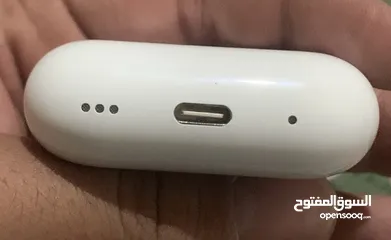  2 ايربودز ايفون برو 2 للبيع بحاله الوكاله جديده