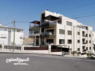  1 شقة مميزة للبيع في اجمل مناطق عبدون