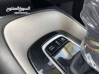  20 تويوتا كورولا 2020 هايبرد لون اسود حره باسم المستورد