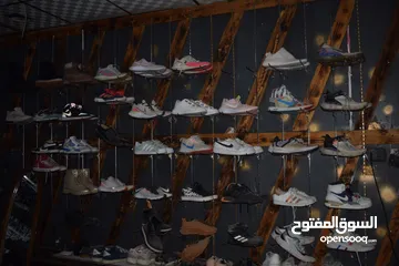  2 محل اوروبي بضاعه  نضيف ونخب للبيع  العنوان  الزرقاء حي معصوم مربع المقبره