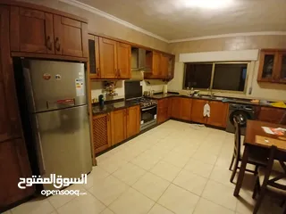  8 شقة - للايجار - سوبر ديلوكس - ديرغبار 210 متر