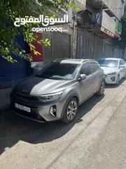  6 Kia Stonic 2023/panorama
