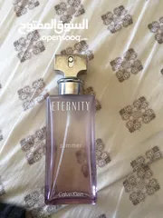  2 عطر Calvin Klein سعره 65 فارغ منه اقل من النص للبيع بسعر 20 دينار