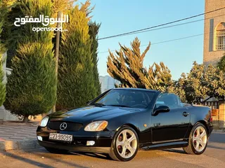  1 مرسيدس SLK كشف استخدام شخصي بحاله ممتازه للبيع.