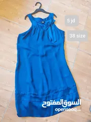  24 فساتين سهره  وعادي البيع