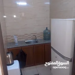  10 شقق فندقية بالعقبة مقابل البحر شقق مفروشة اطلاة بحرية موقع قريب الاسعار فترة العيد 70وفوق حسب الشقة