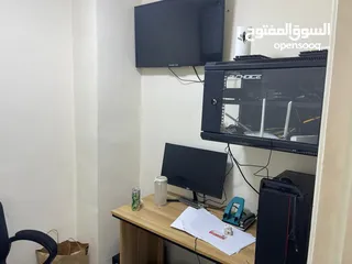  15 مطعم مأكولات يمنيه للبيع مع معدات كاملة في شارع الإذاعة بجانب بن العميد