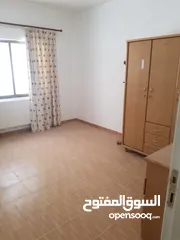  6 شقه ارضيه للبيع الجبيه ام زويتينه