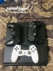  4 Ps4 500gb +3 games and joysticks