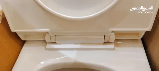  7 Fresh Toilet and looks new