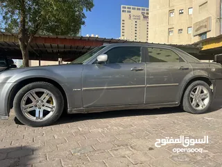  1 كرايسلر 2006 بحالة ممتازة