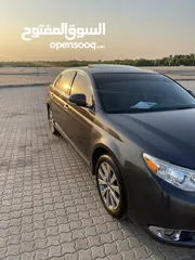  2 Toyota Avalon 2011