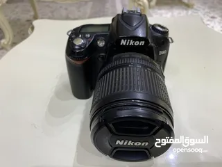  1 كاميرة نيكون D90 للبيع