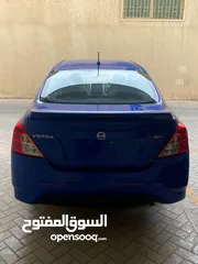  2 Nissan sunny versa