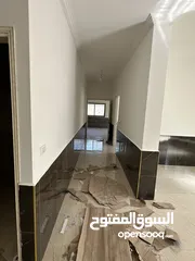  5 شقة مشطبة للبيع شارع السكة