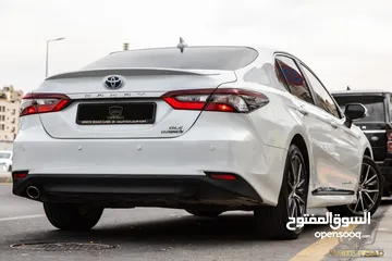  17 Toyota Camry Gle 2023  السيارة بحالة ممتازة جدا