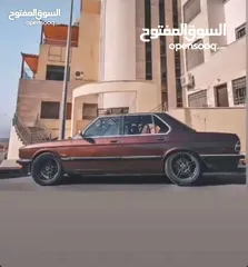  7 بي ام 520 e28