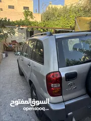  8 تويوتا راف فور للبيع