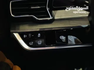  17 سبورتاج هايبرد2023  / فل كامل مع بانوراما/ غرفة مميزه/ سعررر حرررق 150 الف شيكل /عداد قليل وفحص نضيف