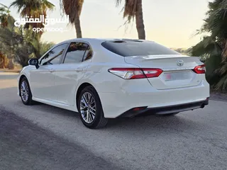  5 2018 Toyota camry 1 owner 38000 km