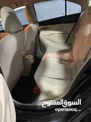  19 تويوتا يارس 2017. مواصفات خليجية 1500cc. اقتصادية جداً واكثر من الهايبر.  شغل وامشي. دهان اسود