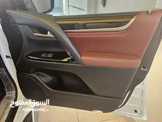  6 لكزس LX570 موديل 2018