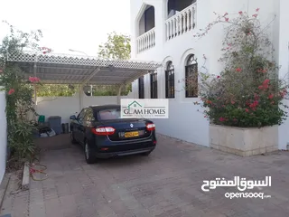  7 Gorgeous 5 BR villa  available for rent in Qurum Ref: 723J