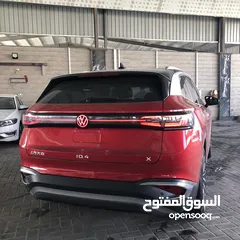  4 Volkswagen ID4 X PRO
