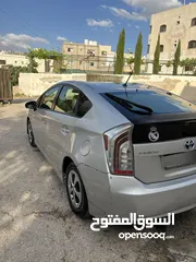  5 تويوتا بريوس هايبرد 2012 للبيع