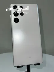  2 Samsung s22 Ultra ساسمونج s22 الترا  128 جيجا المعالج سناب دراجون ولا شخط  استعمال خفيف  مع شاحن