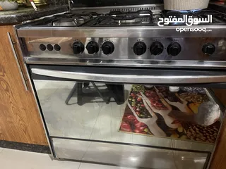  2 غاز يونيفرسال و غساله l LG  مستعملات شبه نظيف