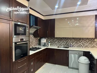  19 شقة للايجار في الطيرة بعد دوار نبيل الشقة مطلة ومفروشة ويوجد مخزن وموقف خاص مع الشقة