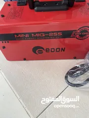  4 مكينة لحام ميج ( بدون غاز ) وفي نفس الوقت تلحم لحام عادي من شركة eDON