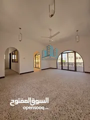  6 Well Maintained Independent 5+1 BR Villa