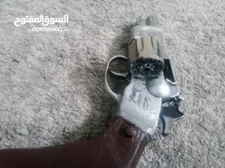  7 انتيكات قديمه - ردايو قديم الماني