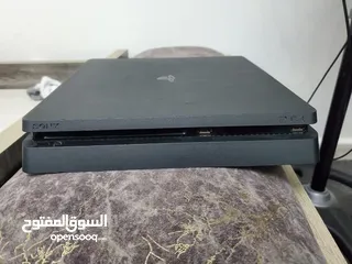  2 بلايستيشن 4 سلم للبيع بحاله الوكاله