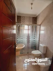  3 شقه فارغه للبيع سوبر ديلوكس جديده لم تسكن في الجبيهه حي الريان