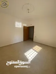  3 شقة مميزة للبيع في الجاردنز 130م مع ترسات وحديقة بسعر مغري